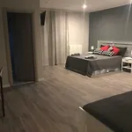 Raya 28 住宿加早餐酒店 3*