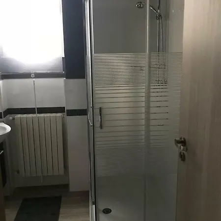 Raya 28 Барі