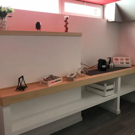 Raya 28 Готель типу 