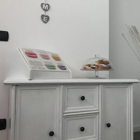 Raya 28 Bed & Breakfast