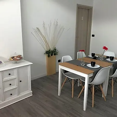 Raya 28 B&B 바리
