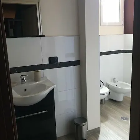 Raya 28 Готель типу 