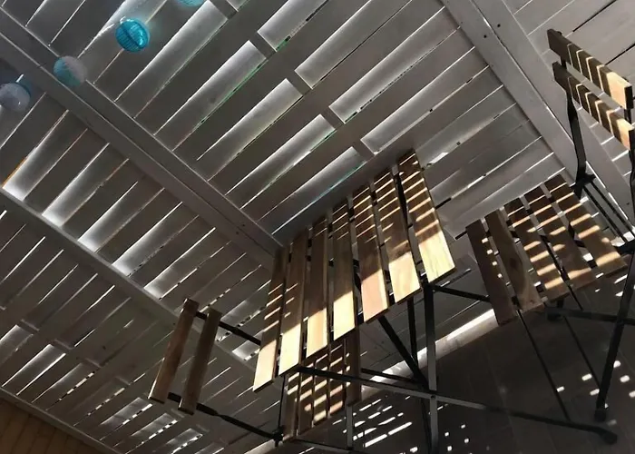 Raya 28 Bed and Breakfast